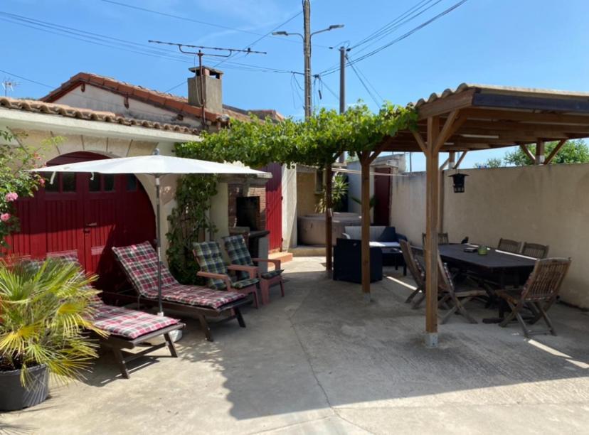ארל Appartement Tout Confort Avec Parking Ferme מראה חיצוני תמונה