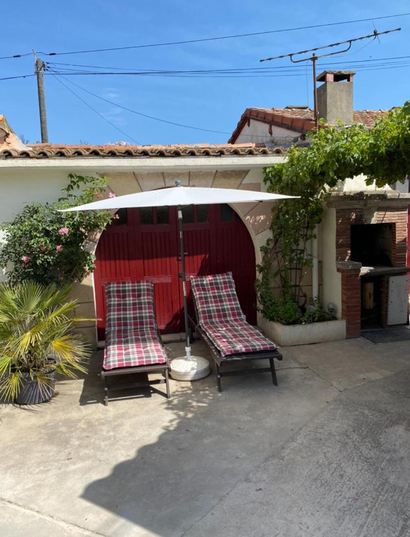 ארל Appartement Tout Confort Avec Parking Ferme מראה חיצוני תמונה