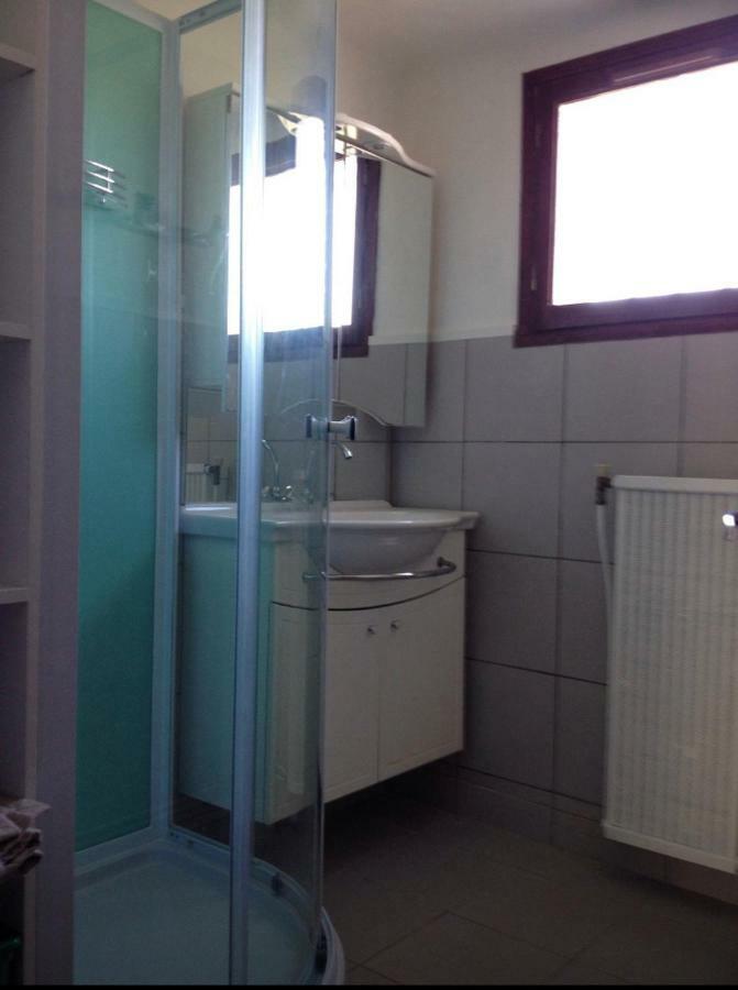 ארל Appartement Tout Confort Avec Parking Ferme מראה חיצוני תמונה