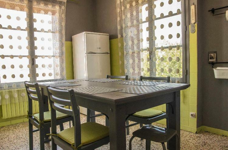 ארל Appartement Tout Confort Avec Parking Ferme מראה חיצוני תמונה